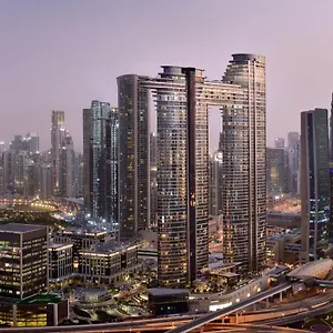 Hotel Address Sky View, Downtown *****