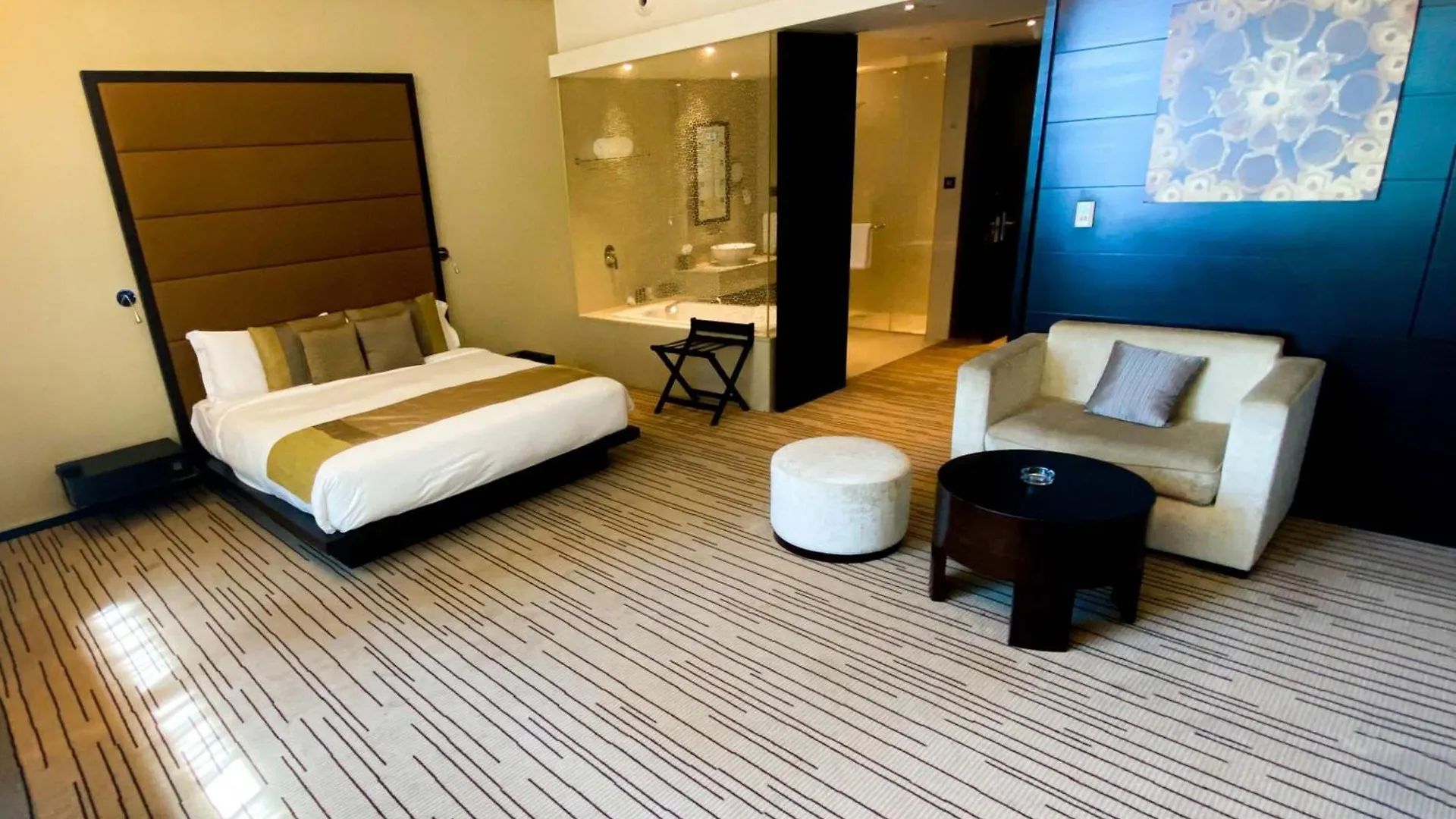 Southern Sun Abu Dhabi Hotel